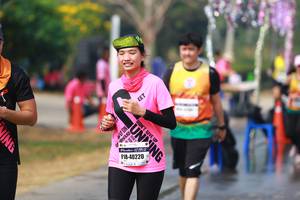 BIB: 40220
                            <button type="button" onclick="openModal(9903252)" class="btn btn-primary btn-sm float-right btn-popup" data-toggle="modal" data-target=".modal-high-quality">
                        <i class="fas fa-shopping-cart"></i> Add to Cart
                    </button>
                                            <button type="button" onclick="isThisMe(9903252, true)" class="btn btn-success btn-sm float-right btn-popup btn-isme hidden" data-toggle="tooltip" data-placement="bottom" title="นี่คือรูปของคุณใช่ไหม คลิกที่นี่เพื่อเอาเข้าอัลบั้ม">
                        <i class="fas fa-plus"></i> Add to album
                    </button>
                    <button type="button" onclick="isThisMe(9903252, false)" class="btn btn-warning btn-sm float-right btn-popup btn-isnotme hidden">
                        <i class="fas fa-ban"></i> Remove from album
                    </button>